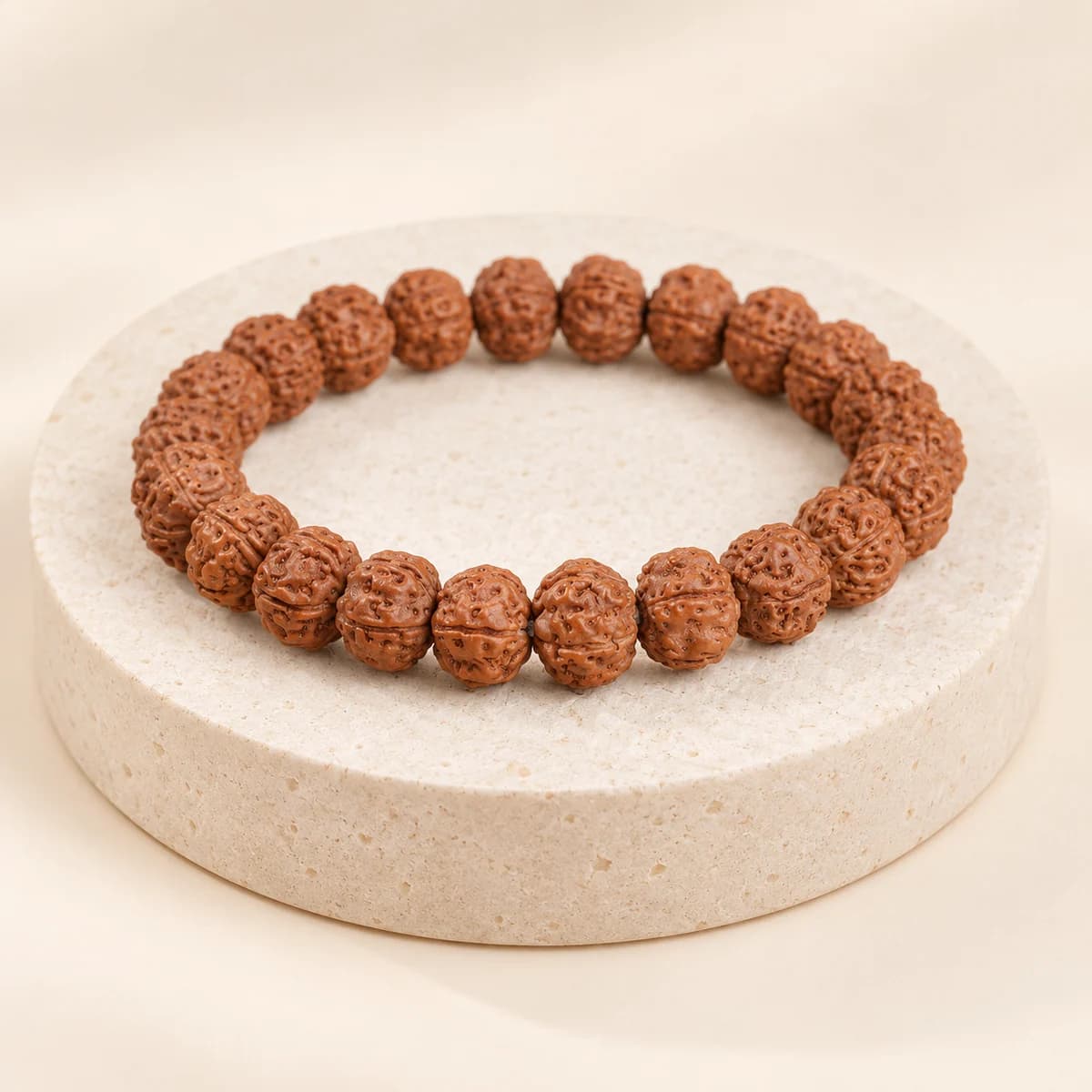 7 Mukhi Rudraksha Bracelet — Beaded Stretch Cord, Lab-Certified