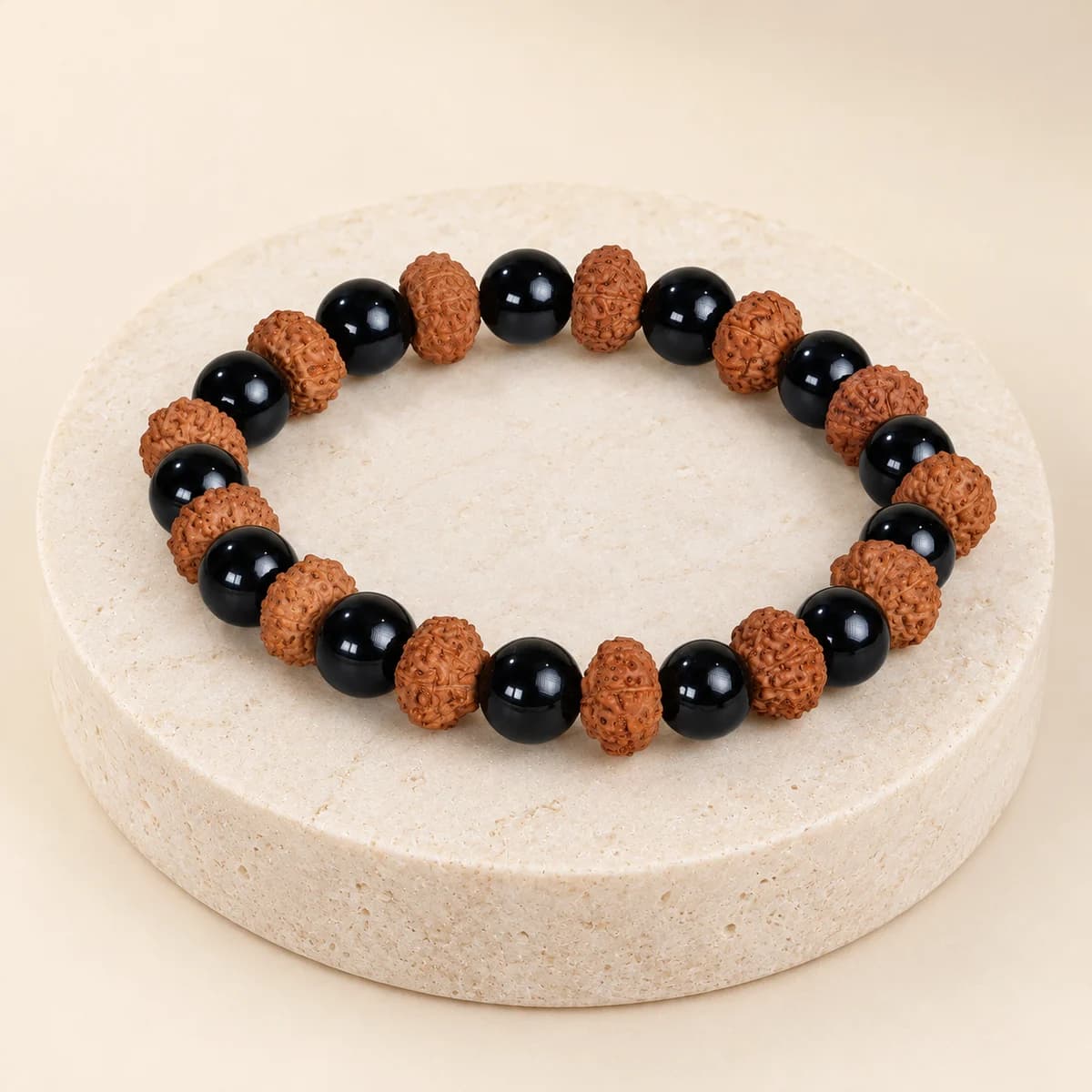 Capricorn (Makar Rashi) Bracelet — Black Onyx & 7 Mukhi Rudraksha, Lab-Certified